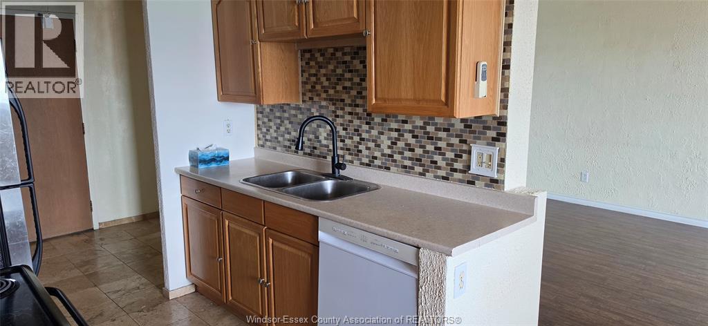 150 Park Street West Unit# 2407, Windsor, Ontario  N9A 7A2 - Photo 5 - 26013758