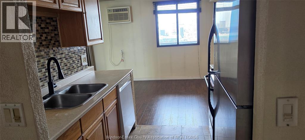 150 Park Street West Unit# 2407, Windsor, Ontario  N9A 7A2 - Photo 4 - 26013758