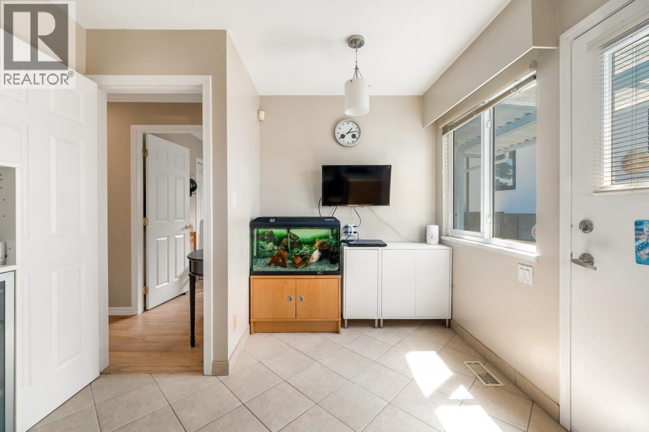 6620 Gainsborough Drive, Richmond, British Columbia  V7E 3Z3 - Photo 13 - R3141027