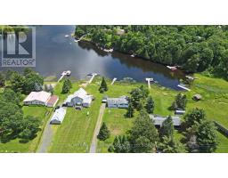 15 DOCKSIDE DRIVE, McKellar, Ontario