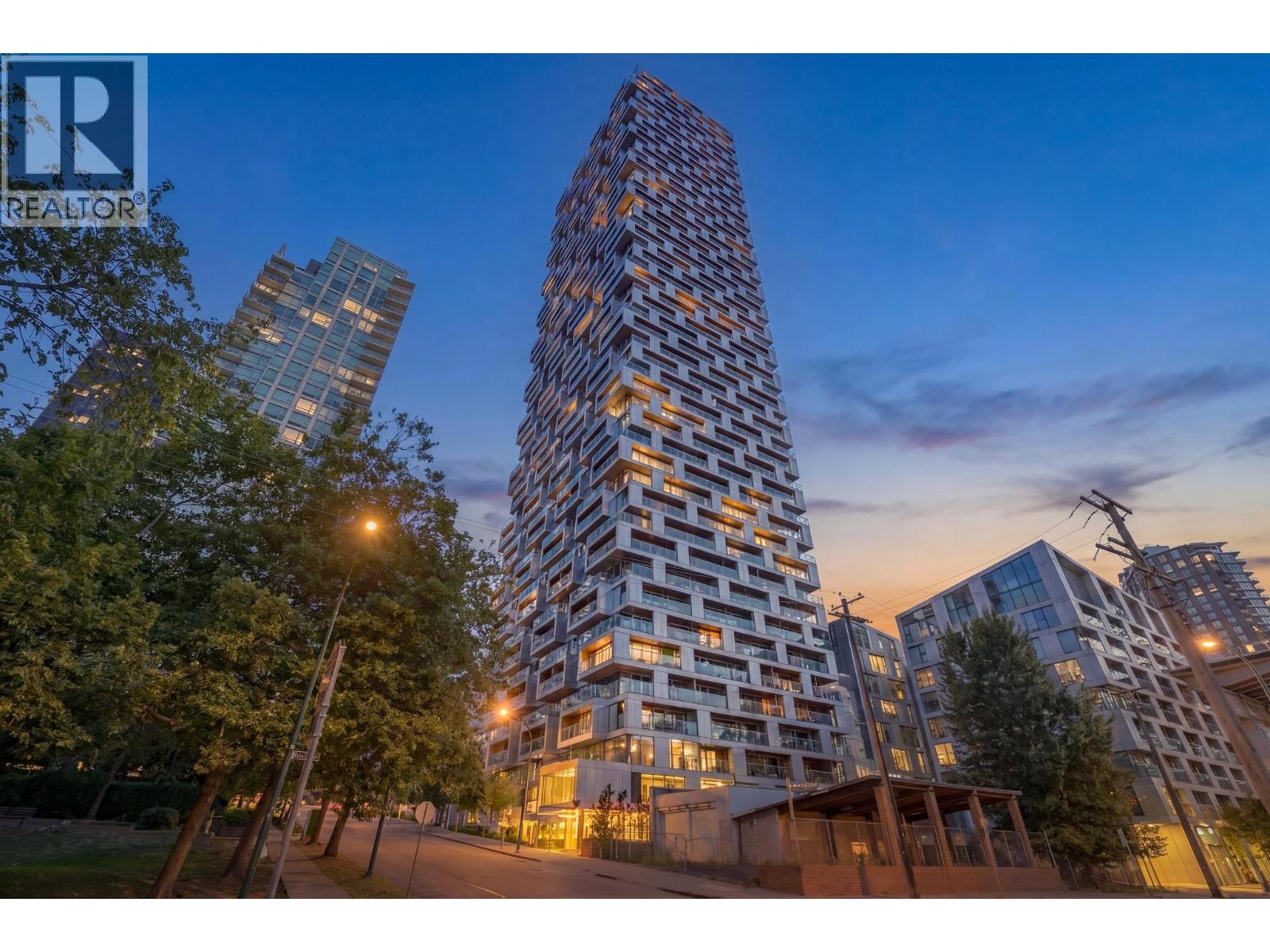 1005 1480 HOWE STREET, Vancouver, British Columbia