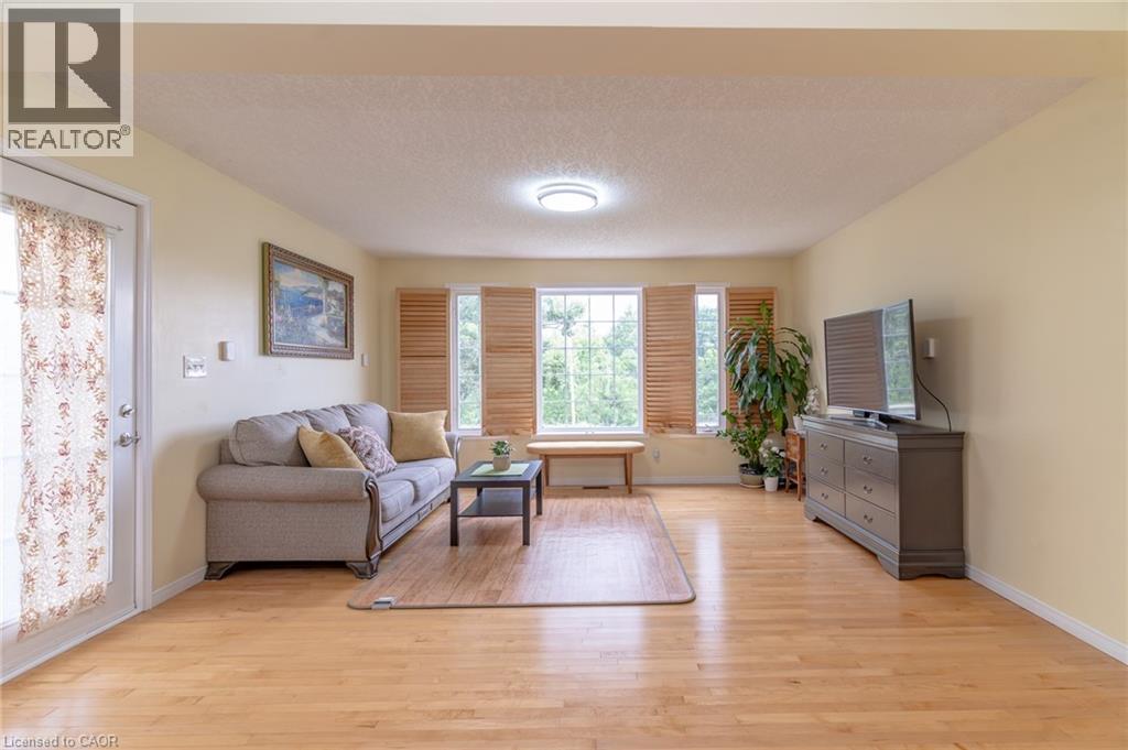 729 Grand Banks Drive, Waterloo, Ontario  N2K 4M2 - Photo 9 - 40843675
