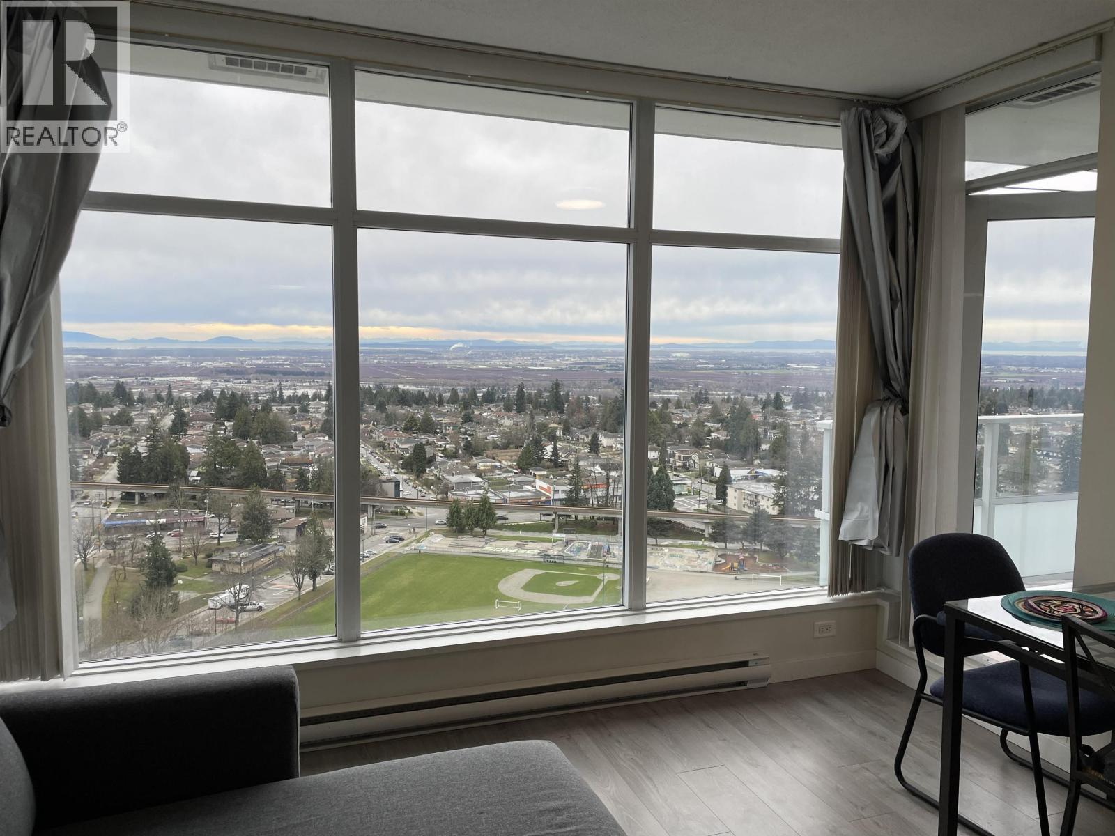 2707 4880 Bennett Street, Burnaby, British Columbia  V5H 0C1 - Photo 4 - R3141156