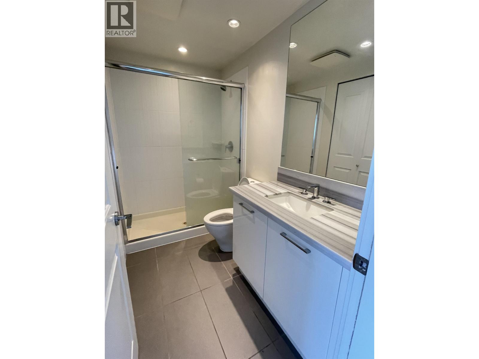 2707 4880 Bennett Street, Burnaby, British Columbia  V5H 0C1 - Photo 13 - R3141156