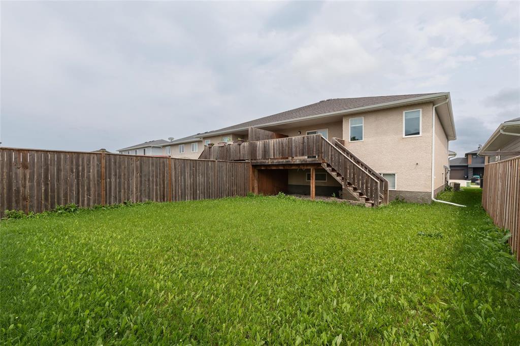 16 Parkhill Crescent, Steinbach, Manitoba  R3X 0B8 - Photo 21 - 202615290