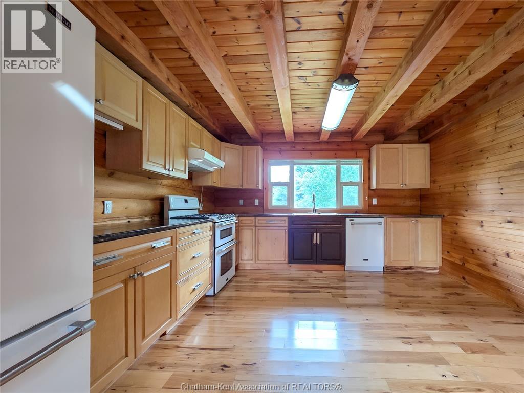 11530 Longwoods Road, Kent Bridge, Ontario  N0P 2K0 - Photo 17 - 26015562