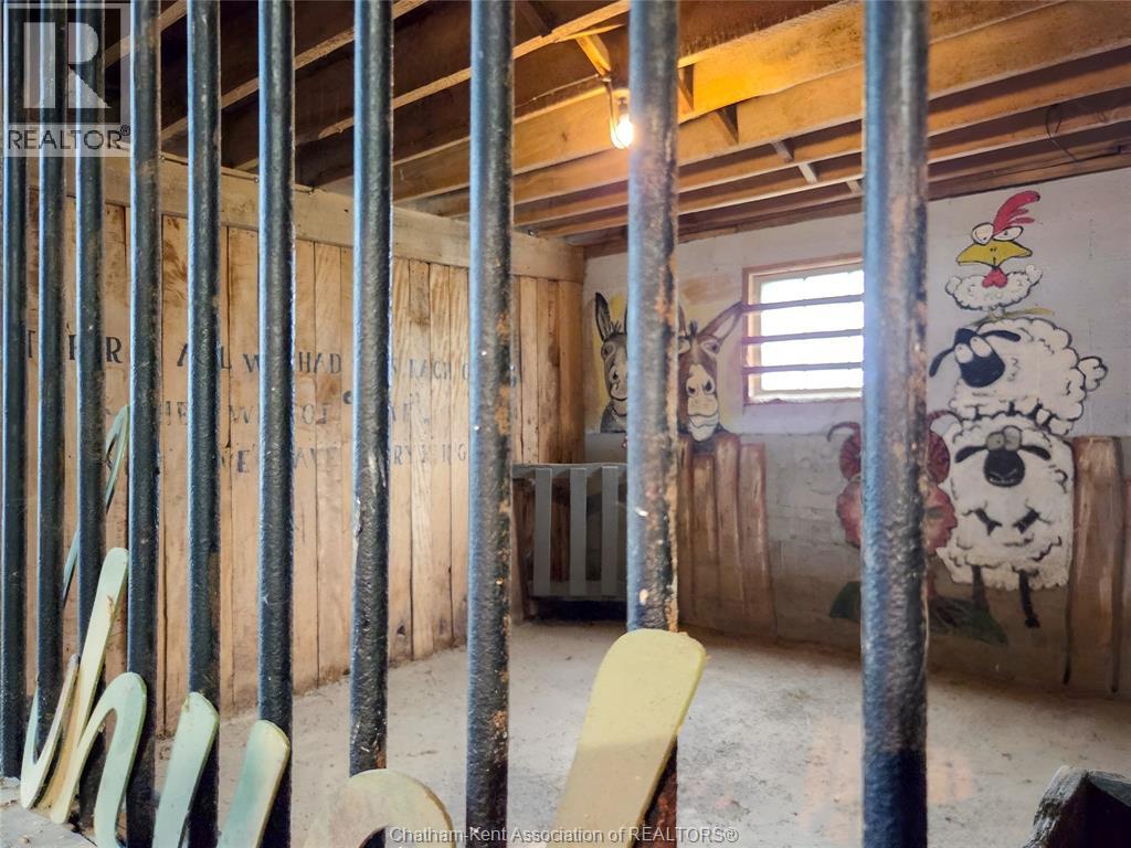 11530 Longwoods Road, Kent Bridge, Ontario  N0P 2K0 - Photo 39 - 26015562