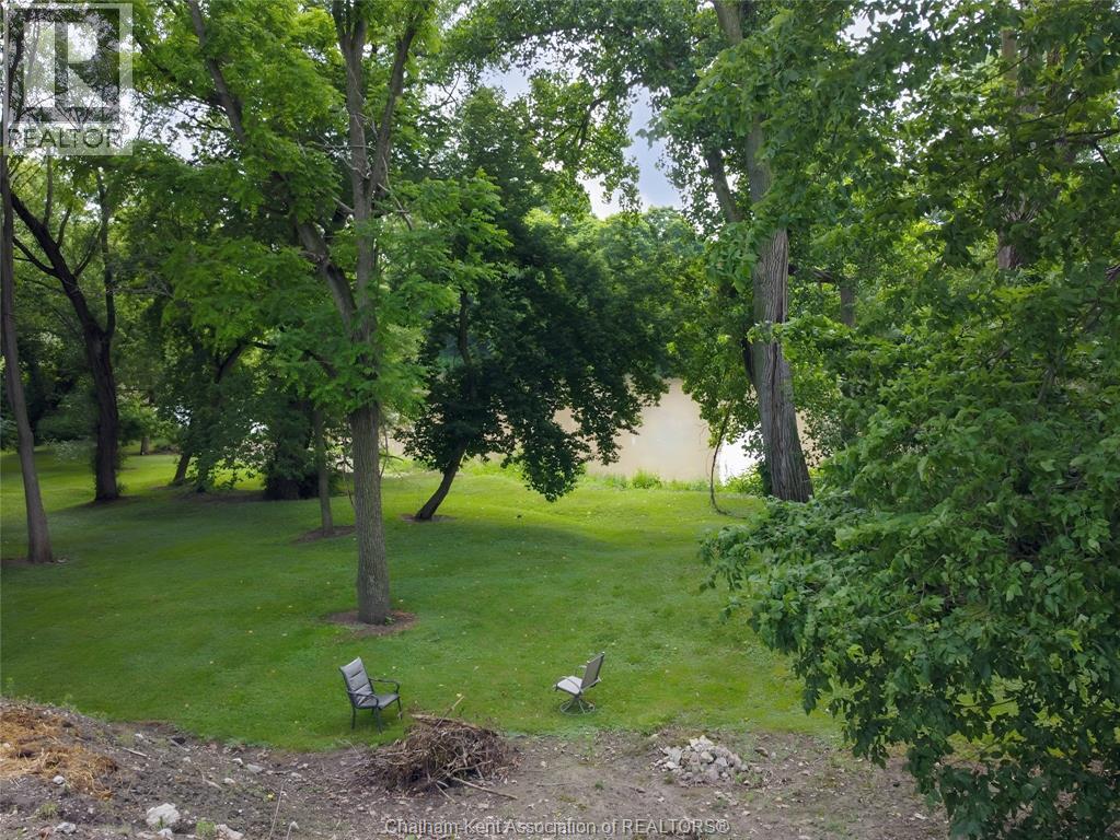11530 Longwoods Road, Kent Bridge, Ontario  N0P 2K0 - Photo 9 - 26015562