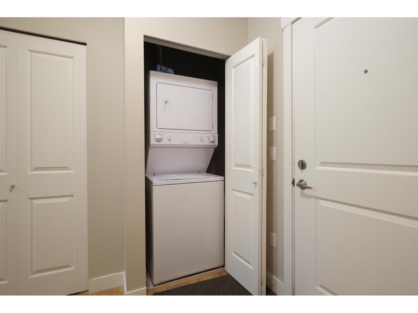 114 9655 King George Boulevard, Surrey, British Columbia  V3T 0C7 - Photo 9 - R3141121