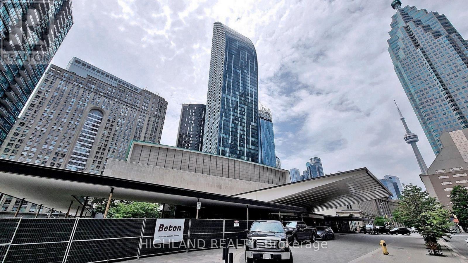 2506 - 8 THE ESPLANADE, Toronto, Ontario