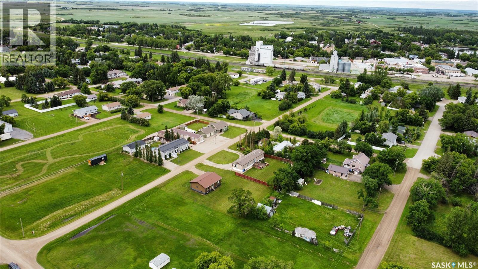 207 Spruce Street, Wolseley, Saskatchewan  S0G 5H0 - Photo 3 - SK041060