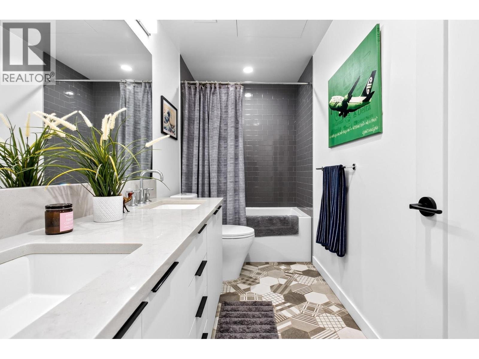 6 237 Ridgeway Avenue, North Vancouver, British Columbia  V7L 0H6 - Photo 7 - R3141164