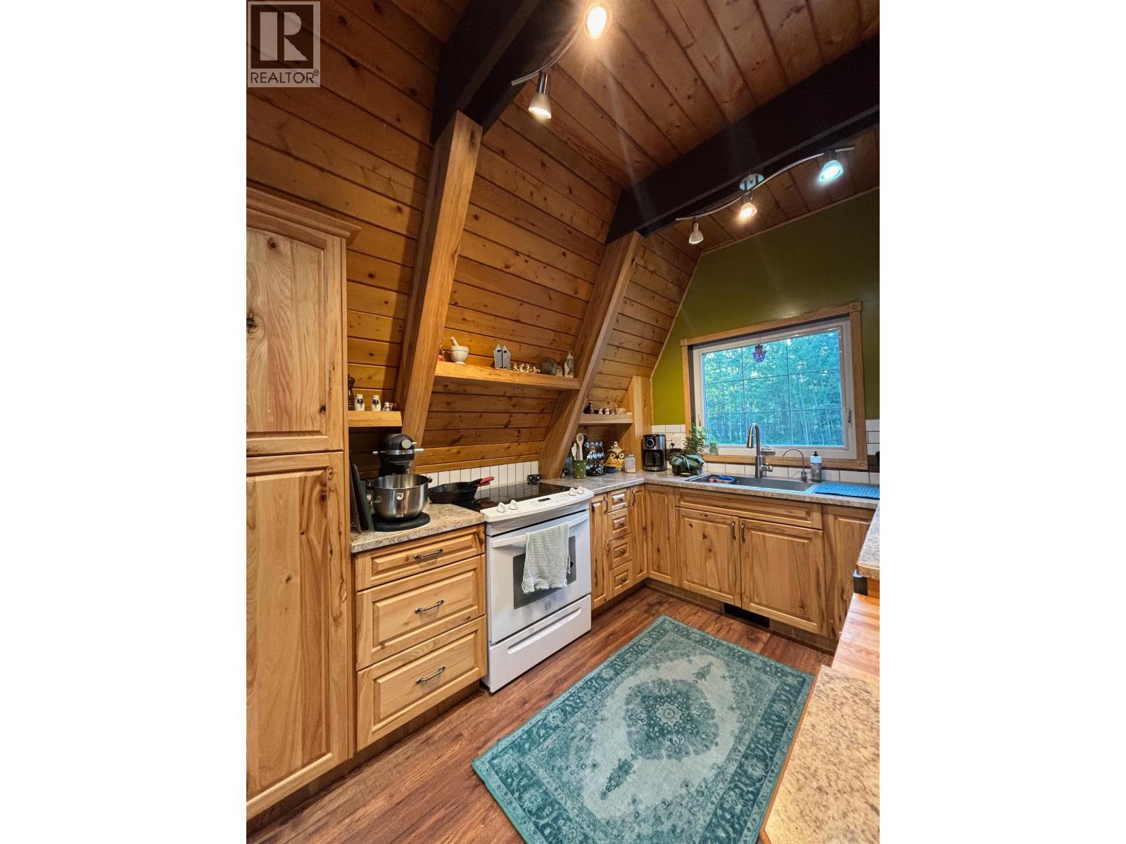 6995 Taborview Drive, Prince George, British Columbia  V2N 5W4 - Photo 6 - R3141160