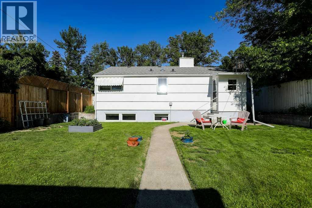 1130 12b Street S, Lethbridge, Alberta  T1K 1S2 - Photo 4 - A2323776