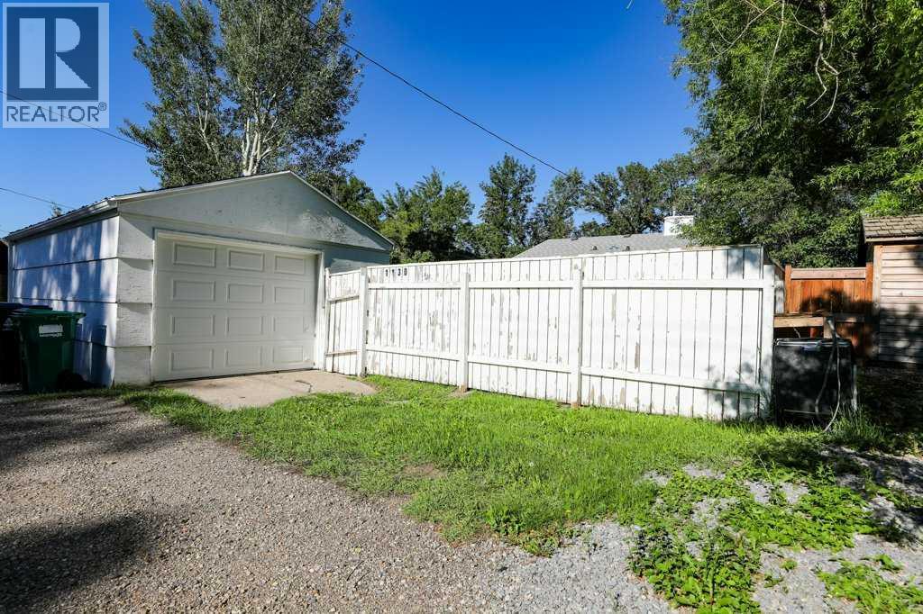 1130 12b Street S, Lethbridge, Alberta  T1K 1S2 - Photo 3 - A2323776