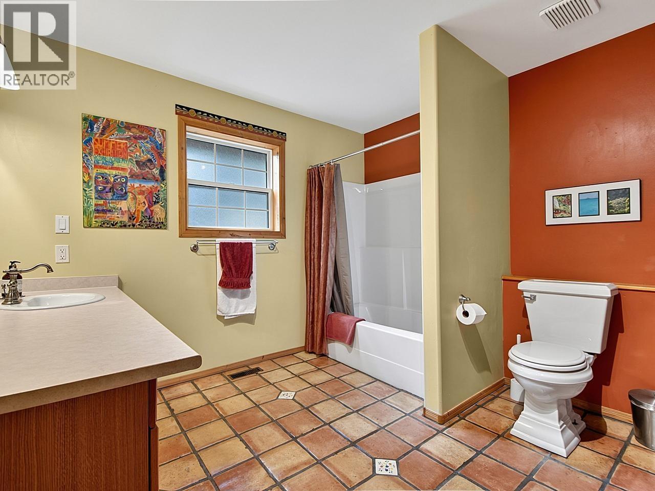1099 Miller Road, Bowen Island, British Columbia  V0N 1G1 - Photo 12 - R3141167