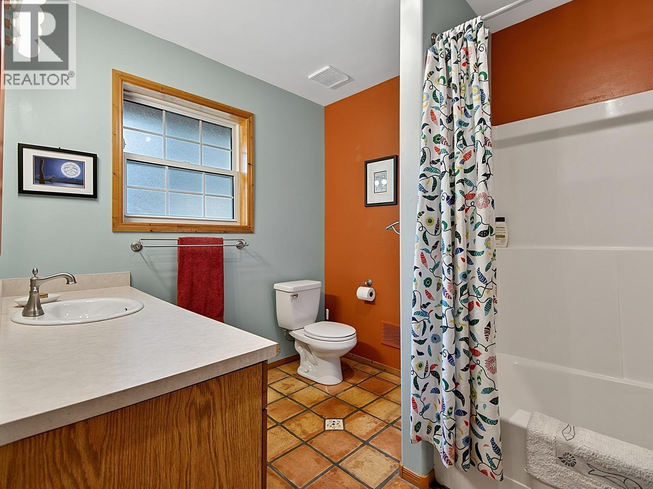 1099 Miller Road, Bowen Island, British Columbia  V0N 1G1 - Photo 15 - R3141167