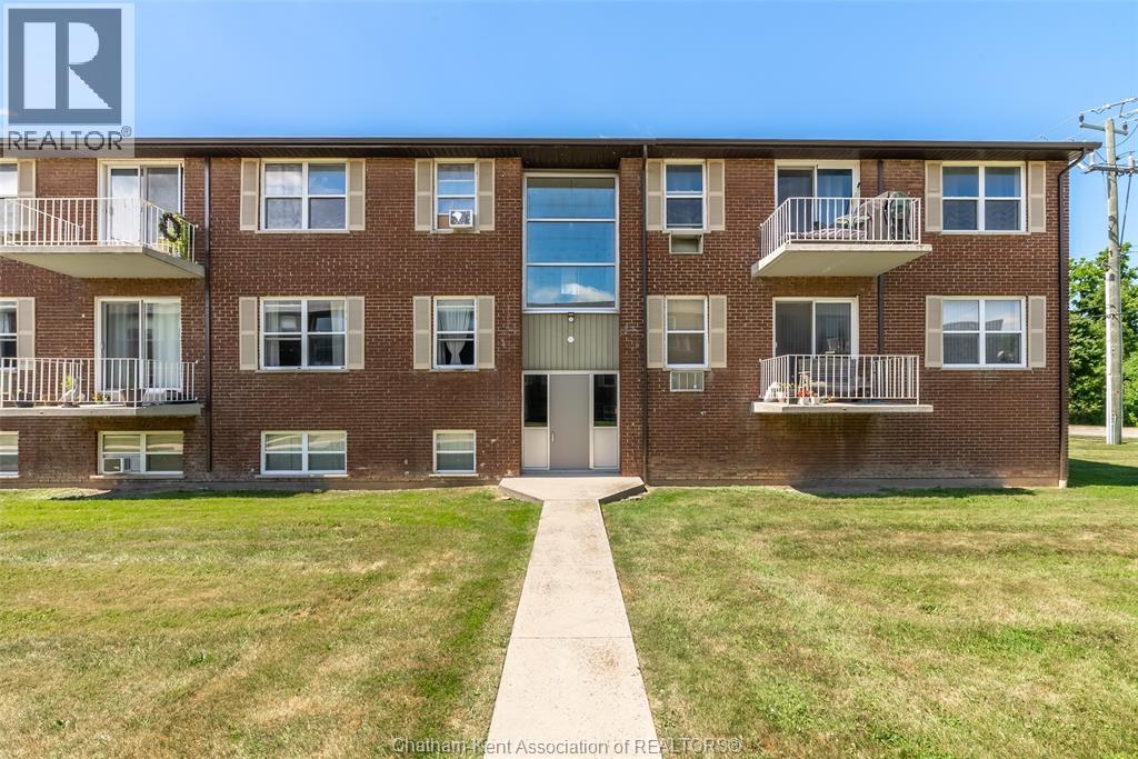 122 Riverview Drive Unit# 130, Chatham, Ontario  N7M 1A5 - Photo 2 - 26014100