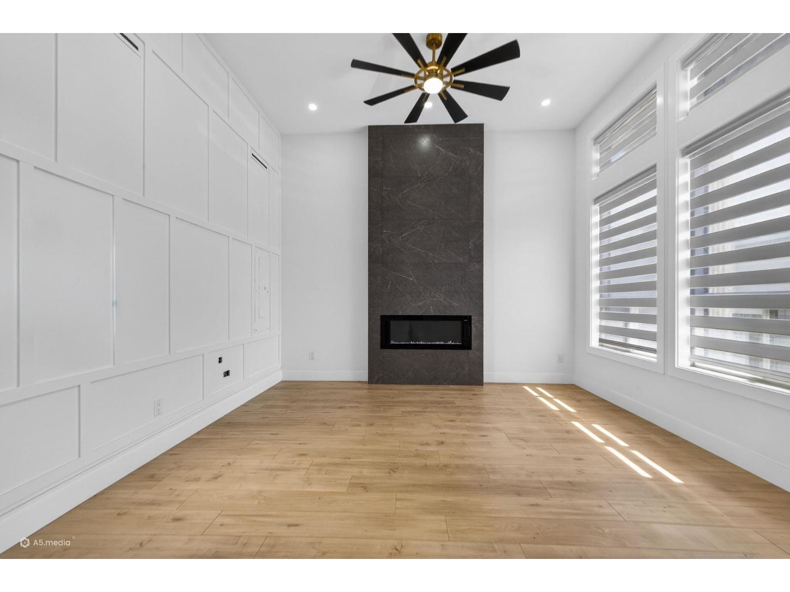 12927 115a Avenue, Surrey, British Columbia  V3R 2R3 - Photo 4 - R3141005