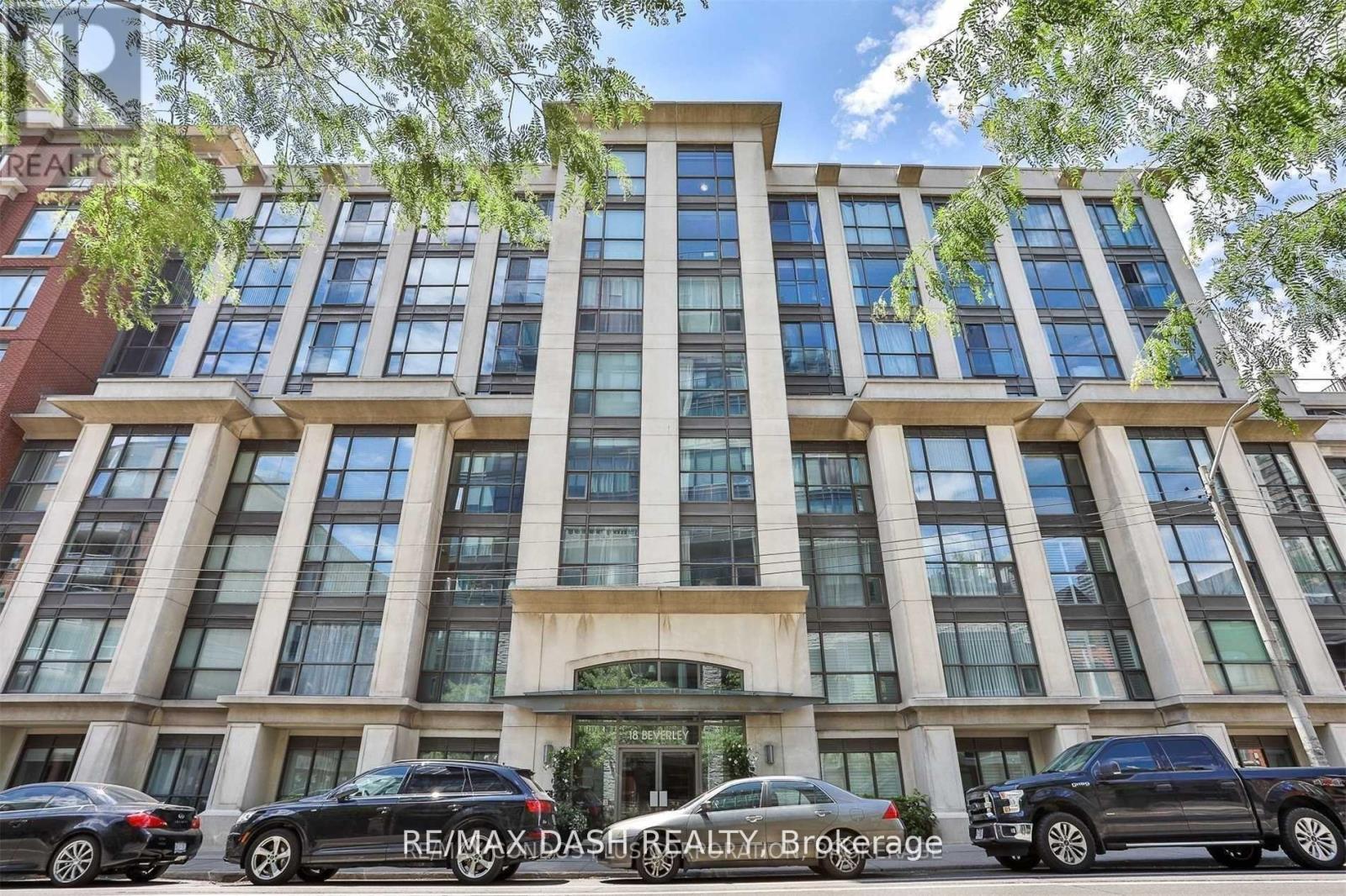 413 - 18 BEVERLEY STREET, Toronto, Ontario