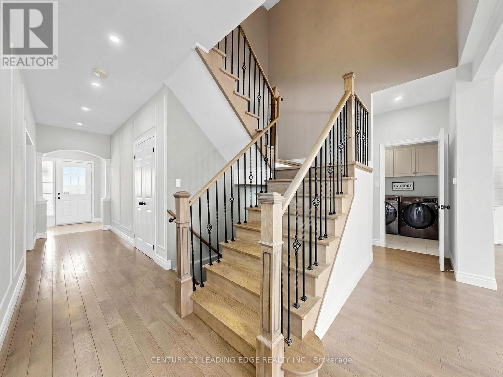 24 Saltspring Drive, Markham, Ontario  L6E 2H1 - Photo 19 - N13503408