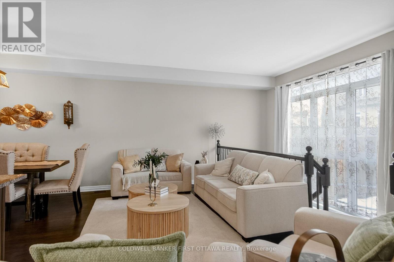 906 Littlerock Street, Ottawa, Ontario  K1T 0N2 - Photo 7 - X13503466