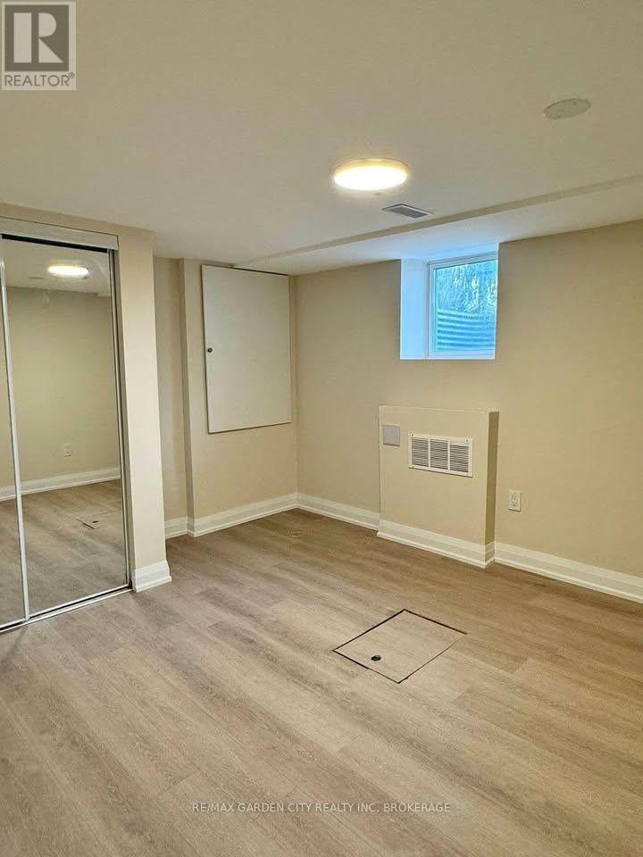 Lower-1b - 60 Wakelin Terrace, St. Catharines, Ontario  L2M 4K9 - Photo 6 - X13503468
