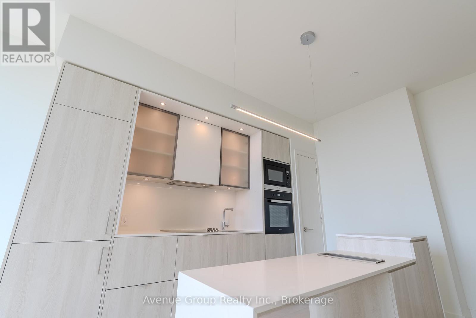 2812 - 11 Yorkville Avenue, Toronto, Ontario  M4W 0B7 - Photo 5 - C13503430