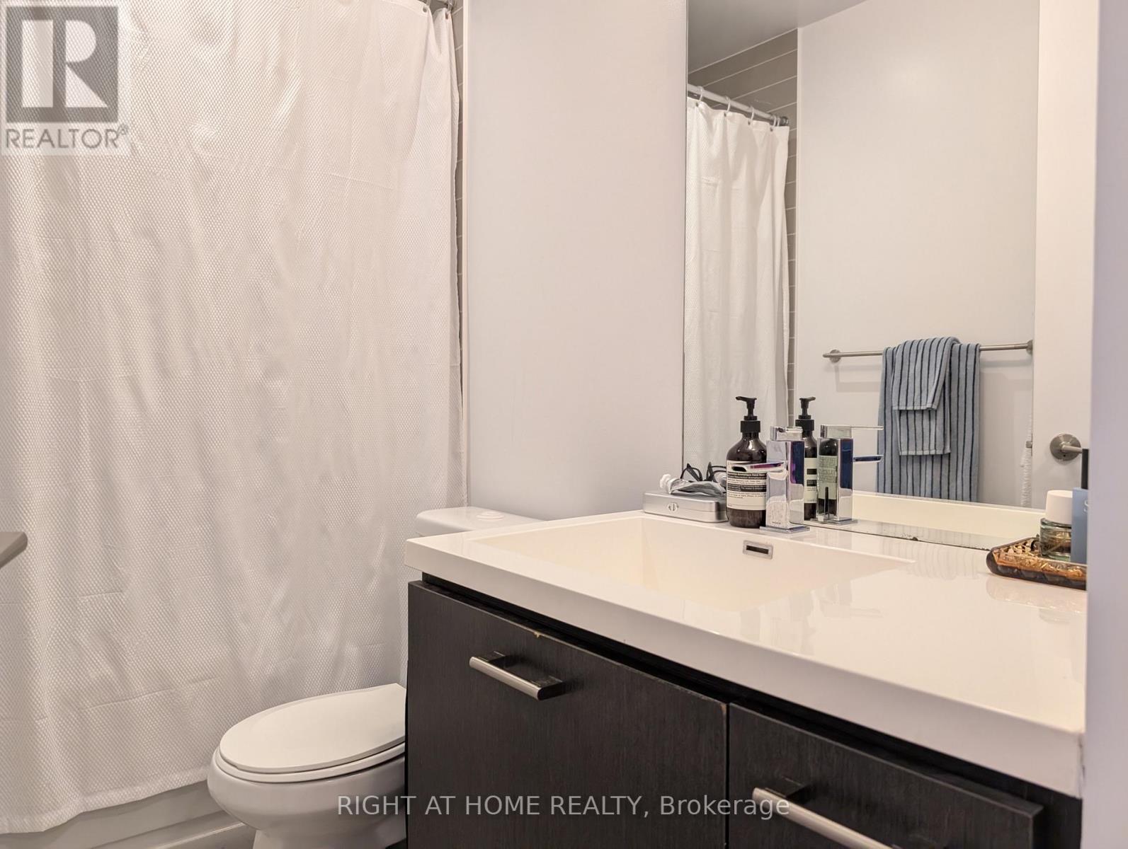 2109 - 87 Peter Street, Toronto, Ontario  M5V 0P1 - Photo 8 - C13503438