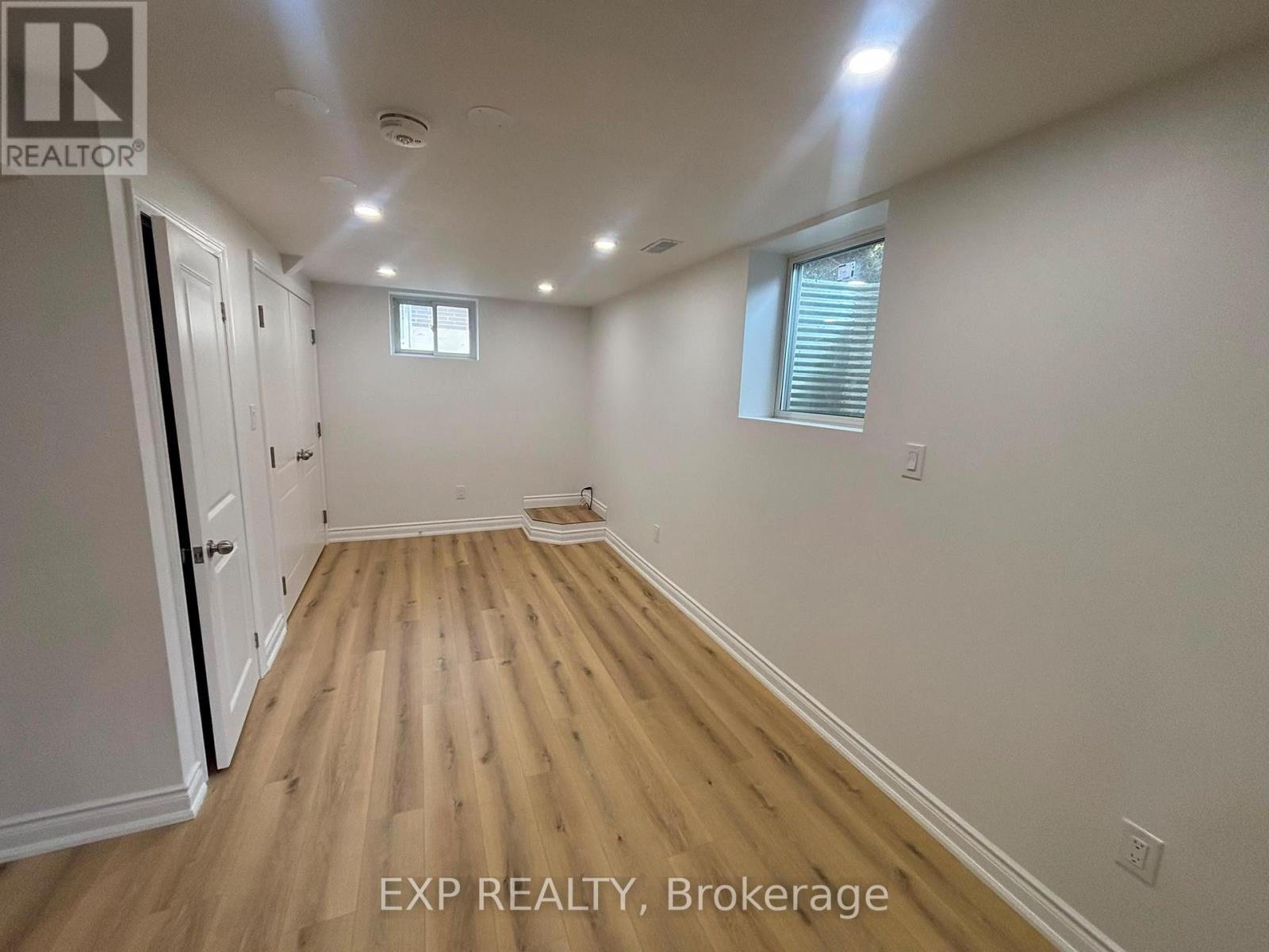 Lower - 564 Central Park Boulevard N, Oshawa, Ontario  L1G 6A4 - Photo 10 - E13503412