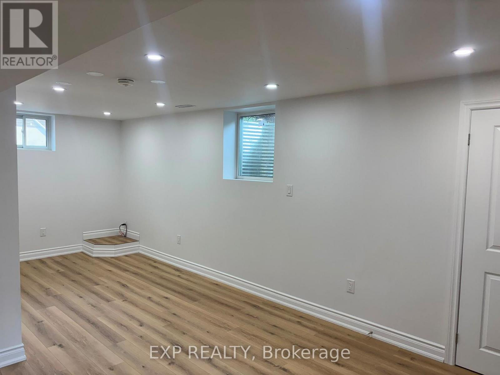 Lower - 564 Central Park Boulevard N, Oshawa, Ontario  L1G 6A4 - Photo 11 - E13503412