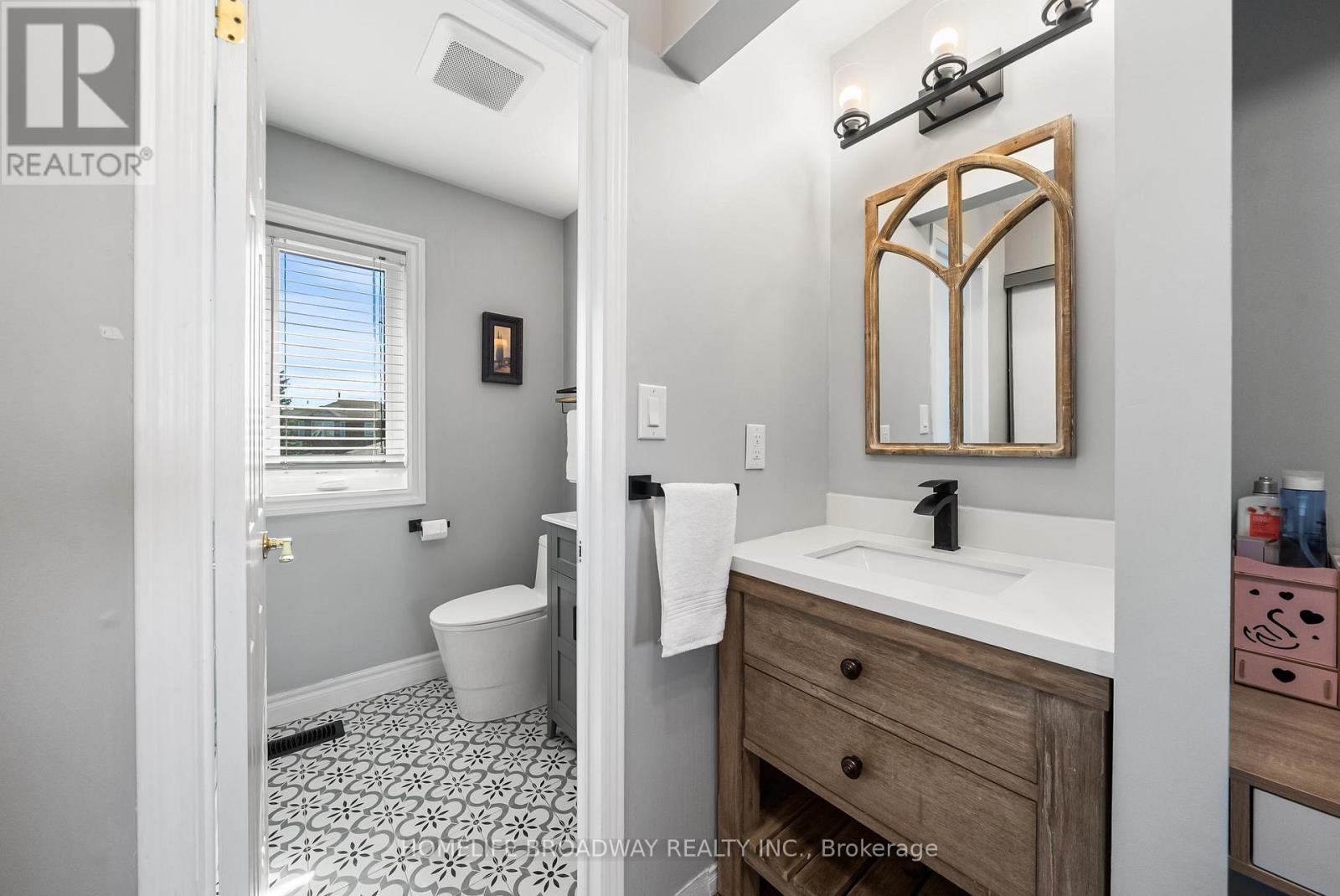 64 Bonnycastle Drive, Clarington, Ontario  L1C 4S8 - Photo 23 - E13503432