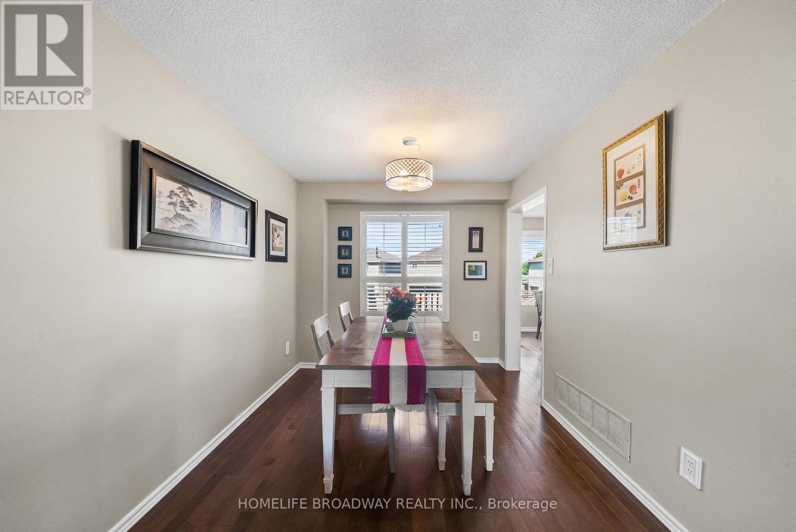 64 Bonnycastle Drive, Clarington, Ontario  L1C 4S8 - Photo 7 - E13503432