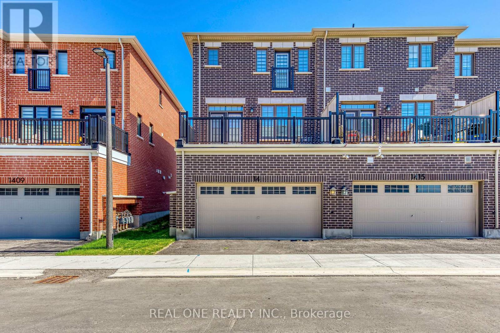 1413 William Halton Parkway, Oakville, Ontario  L6M 5N8 - Photo 4 - W13503452
