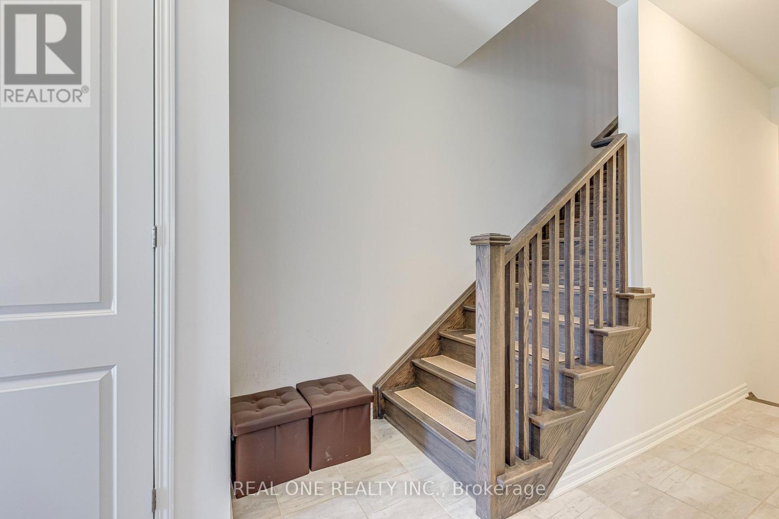 1413 William Halton Parkway, Oakville, Ontario  L6M 5N8 - Photo 8 - W13503452
