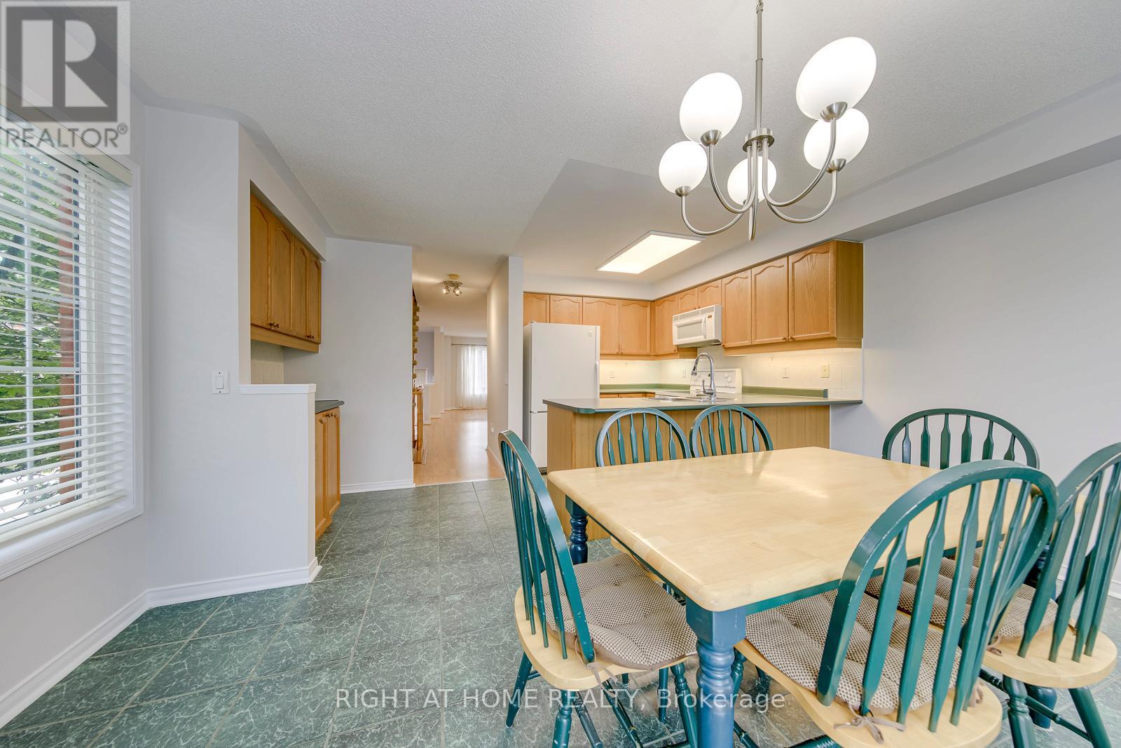 38 - 38 Fairview Road W, Mississauga, Ontario  L5B 4J8 - Photo 22 - W13503454