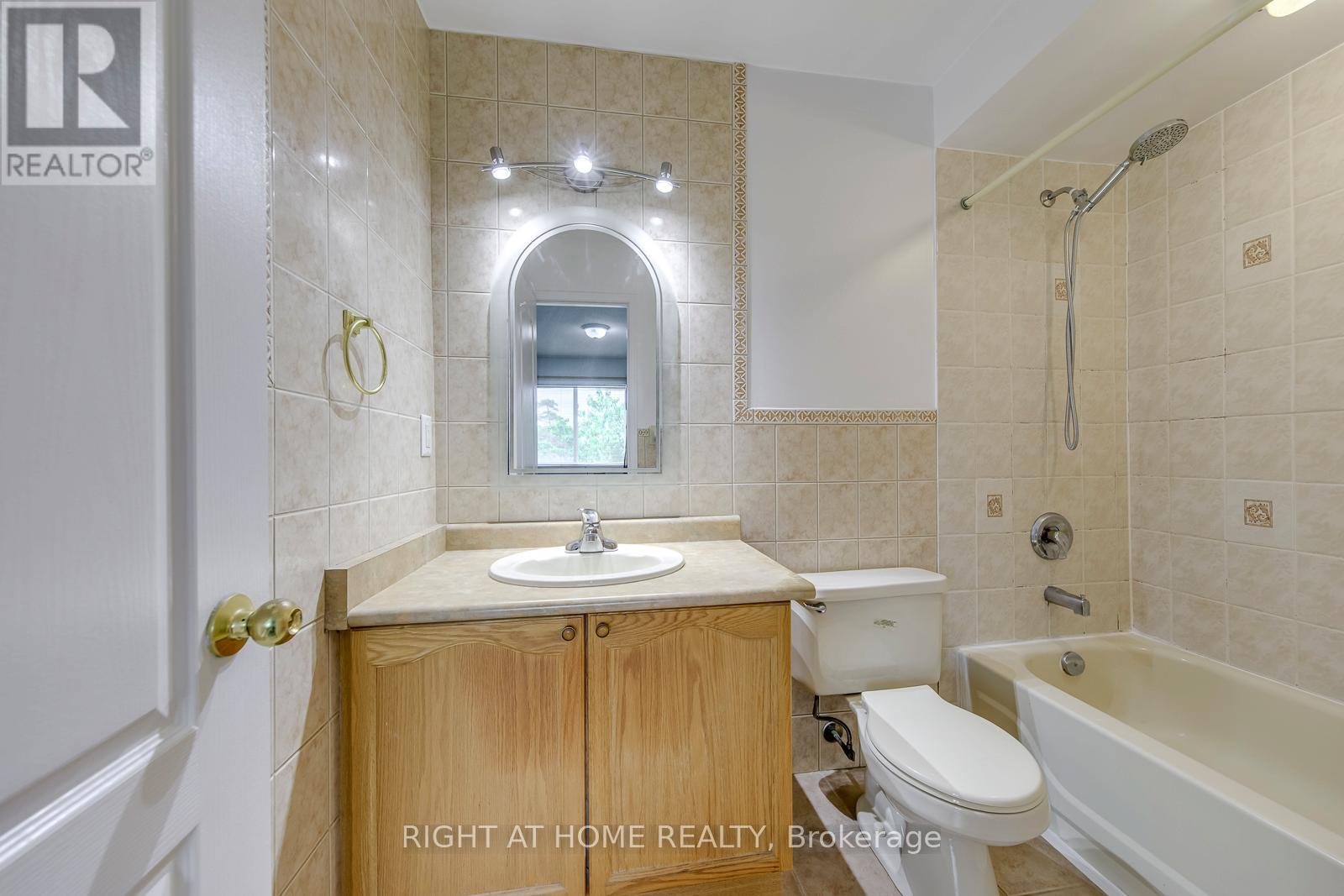 38 - 38 Fairview Road W, Mississauga, Ontario  L5B 4J8 - Photo 30 - W13503454