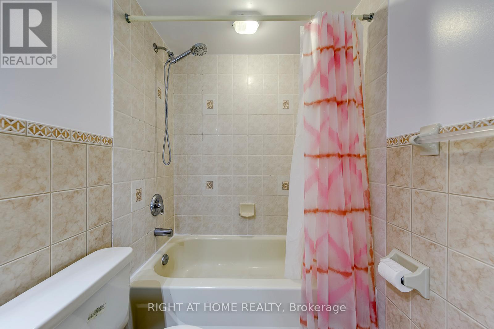 38 - 38 Fairview Road W, Mississauga, Ontario  L5B 4J8 - Photo 31 - W13503454