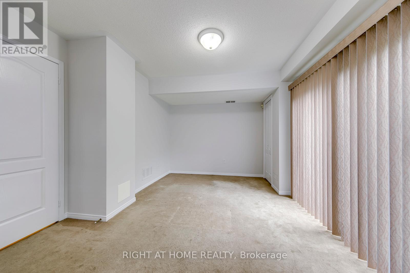 38 - 38 Fairview Road W, Mississauga, Ontario  L5B 4J8 - Photo 39 - W13503454