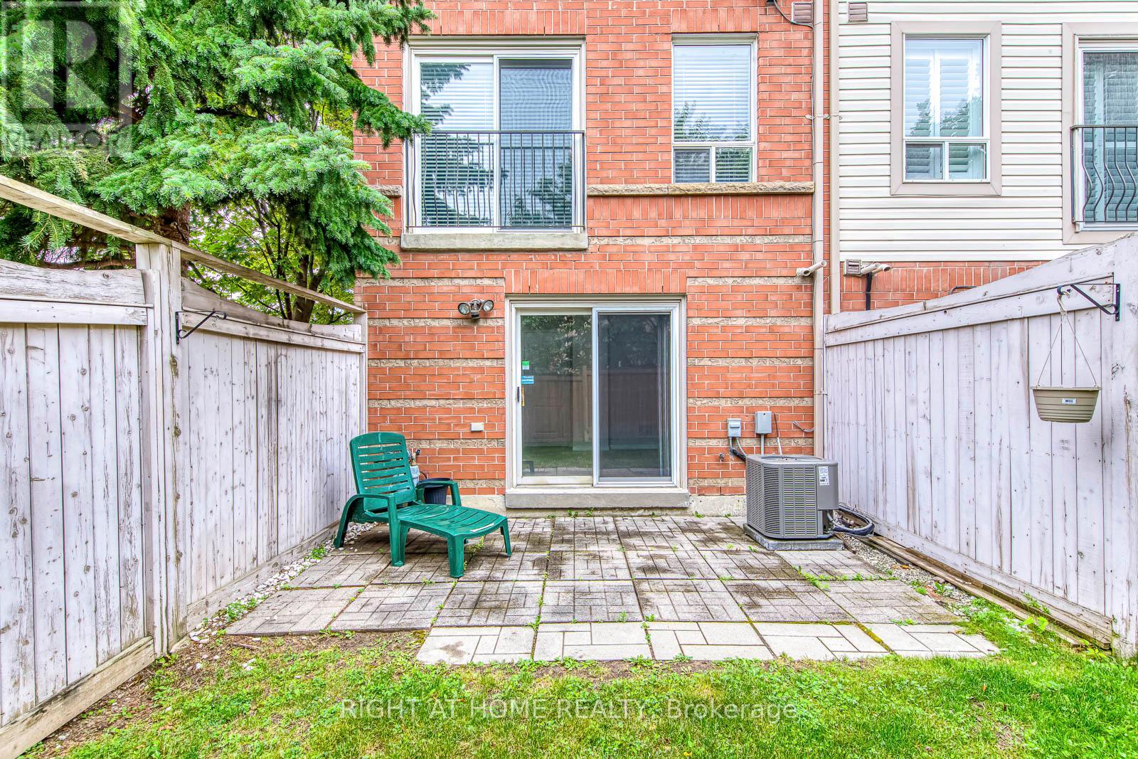 38 - 38 Fairview Road W, Mississauga, Ontario  L5B 4J8 - Photo 45 - W13503454