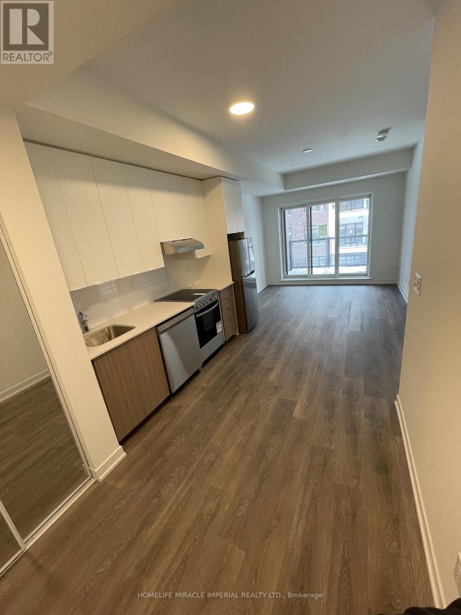 206 - 120 Canon Jackson Drive, Toronto, Ontario  M6M 0B8 - Photo 4 - W13503456