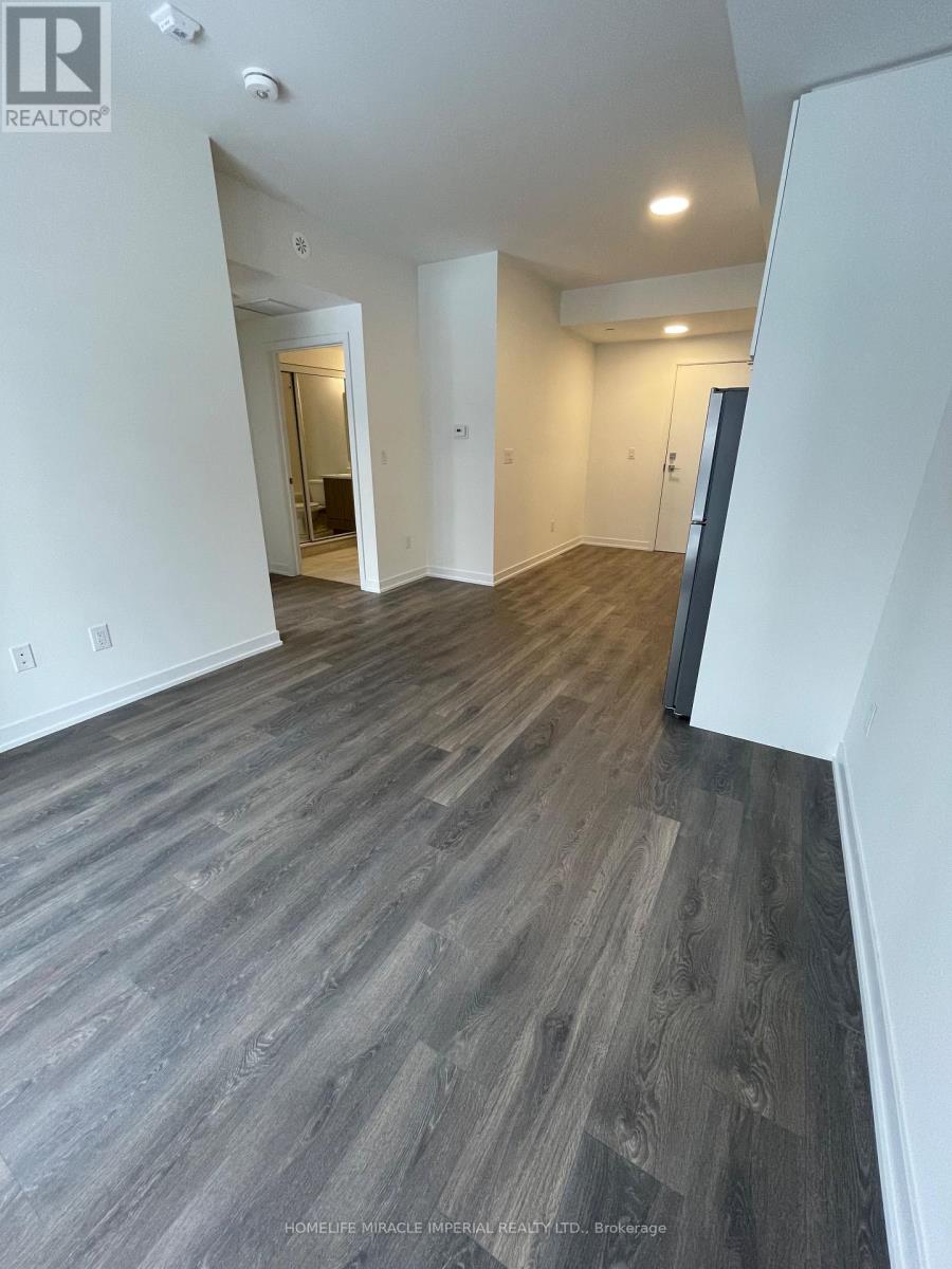 206 - 120 Canon Jackson Drive, Toronto, Ontario  M6M 0B8 - Photo 7 - W13503456