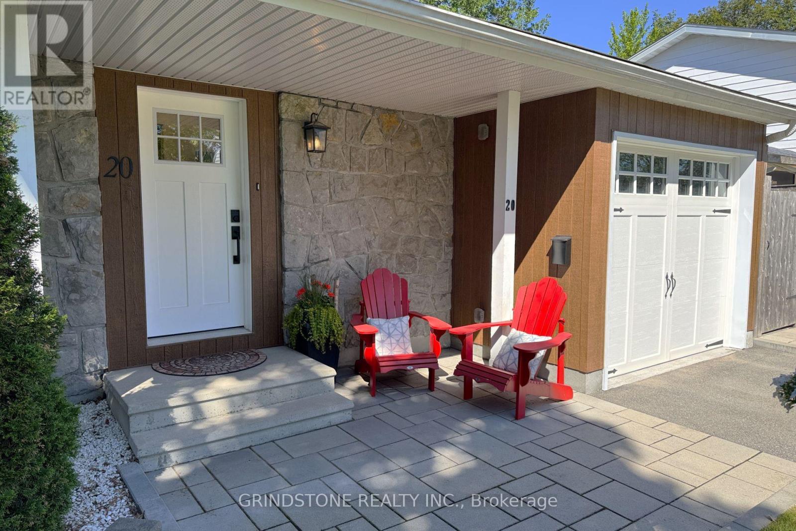 20 Lavina Crescent, Ottawa, Ontario  K2H 7P2 - Photo 2 - X13496364
