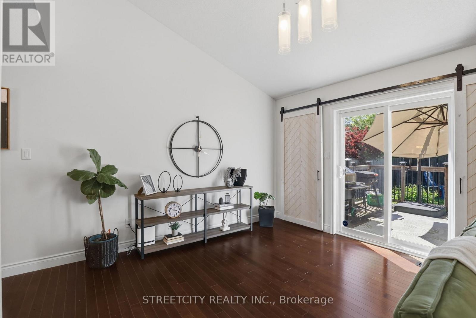 2322 Buroak Drive, London North, Ontario  N6G 0L1 - Photo 7 - X13503500