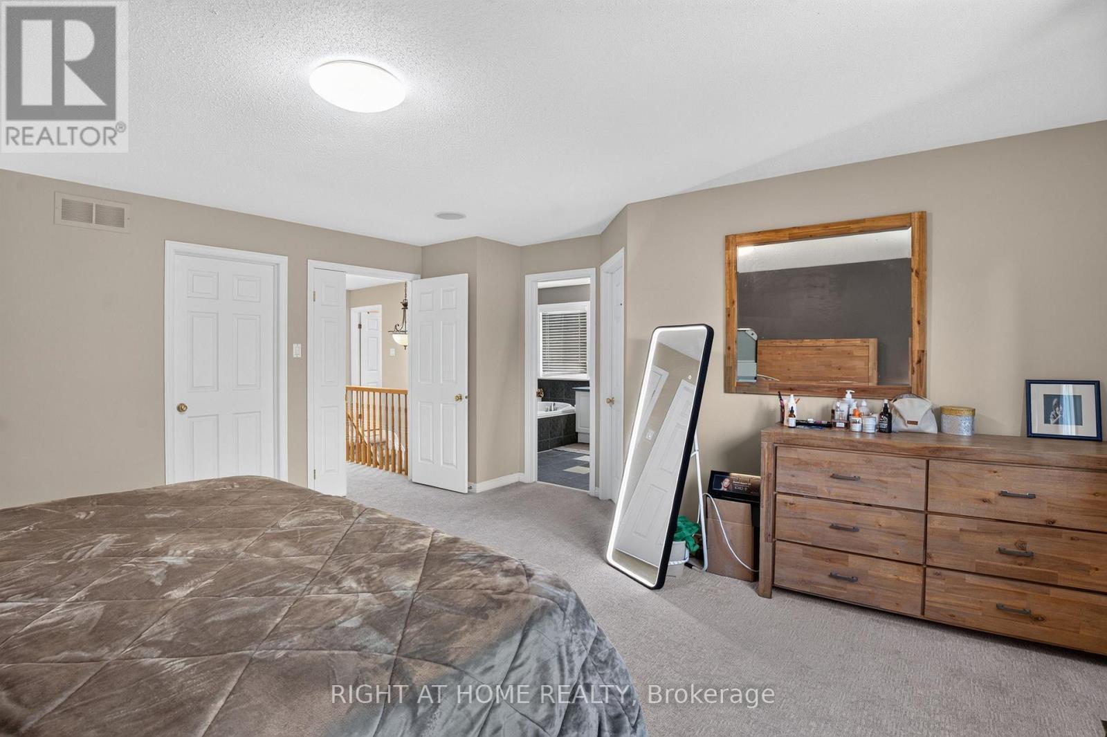 26 Evanshen Crescent, Ottawa, Ontario  K2K 2Z6 - Photo 25 - X13503510
