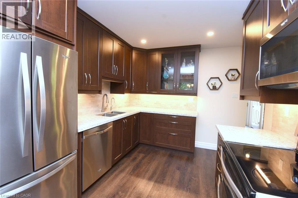 459 Woodview Road Unit# 8, Burlington, Ontario  L7N 2Z9 - Photo 11 - 40844029