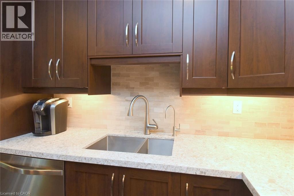 459 Woodview Road Unit# 8, Burlington, Ontario  L7N 2Z9 - Photo 12 - 40844029