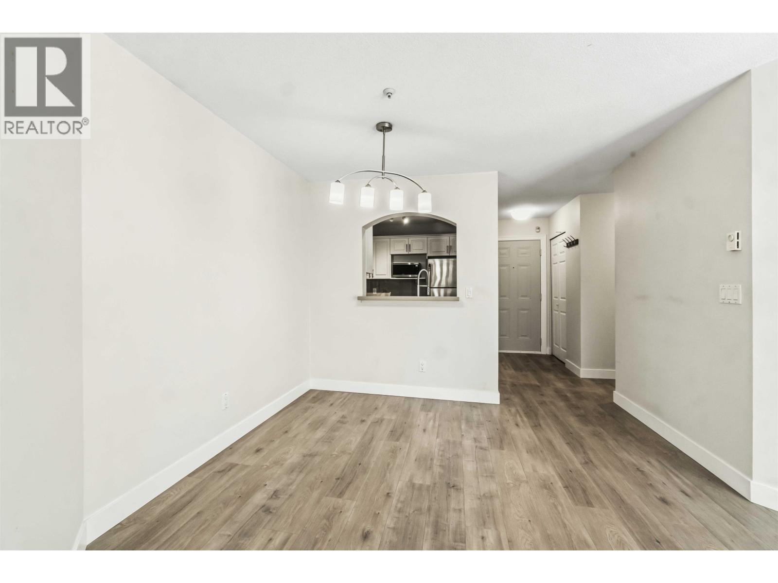 310 2970 Princess Crescent, Coquitlam, British Columbia  V3B 7R5 - Photo 15 - R3141123