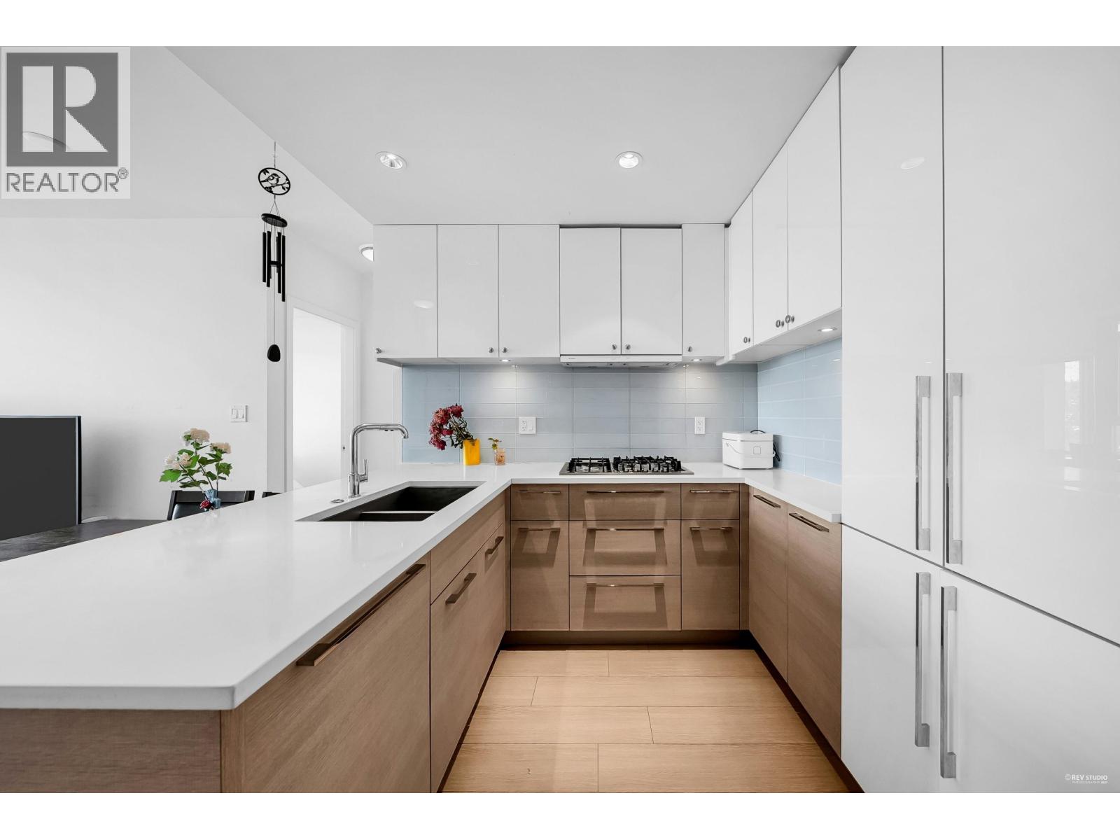1801 1188 Pinetree Way, Coquitlam, British Columbia  V3B 0K9 - Photo 4 - R3097845