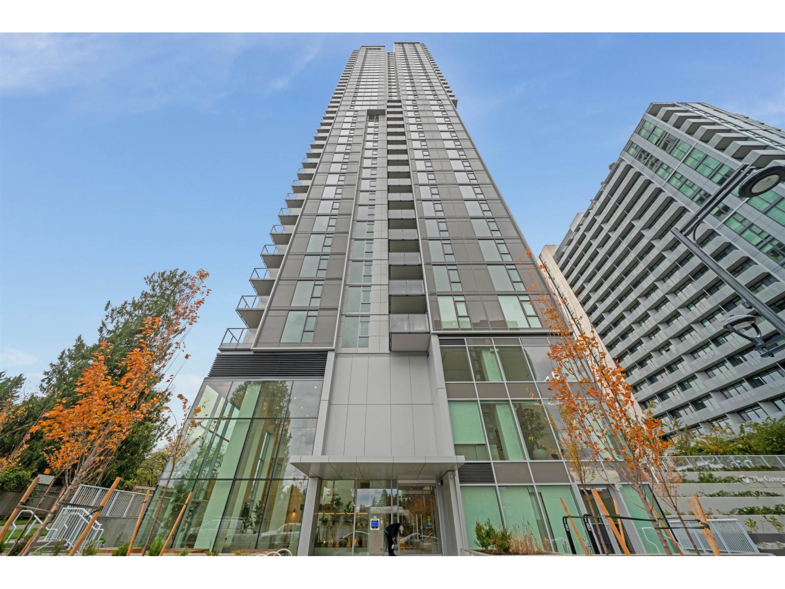 808 13572 98A AVENUE, Surrey, British Columbia